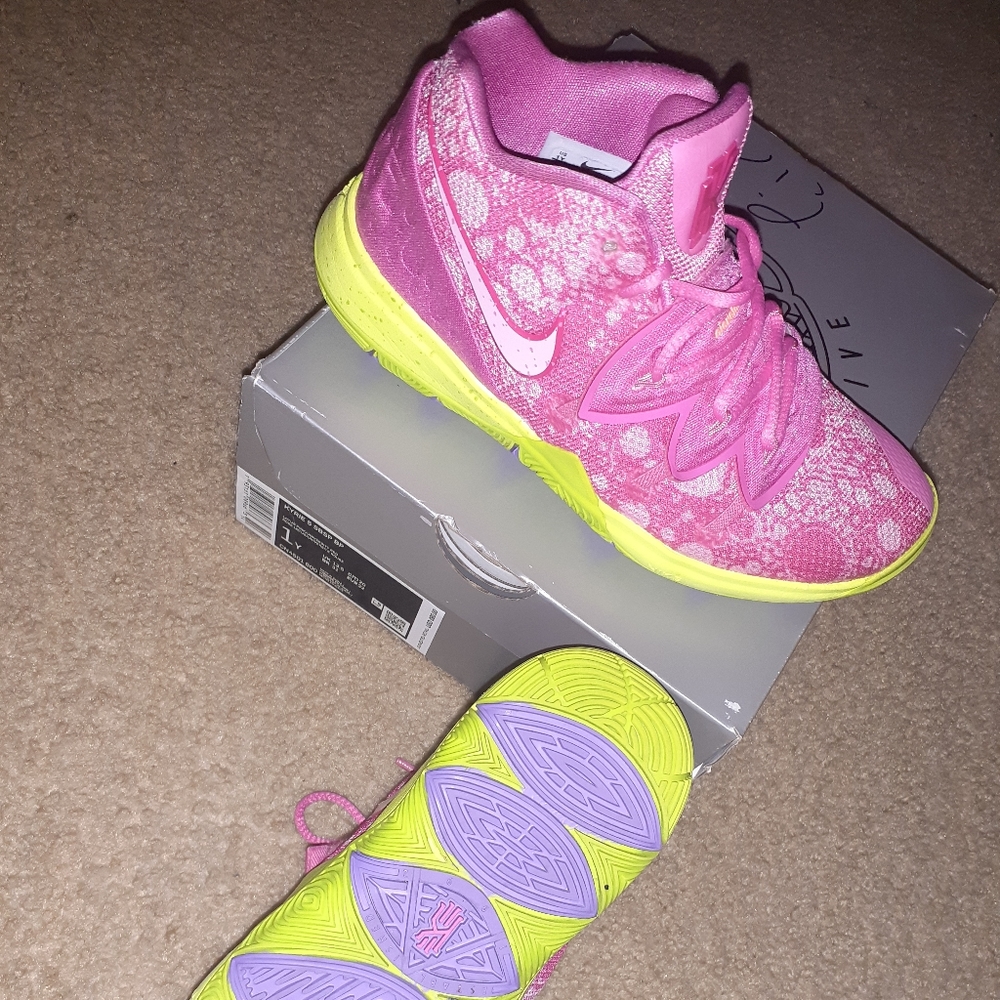 Nike Kyrie 5